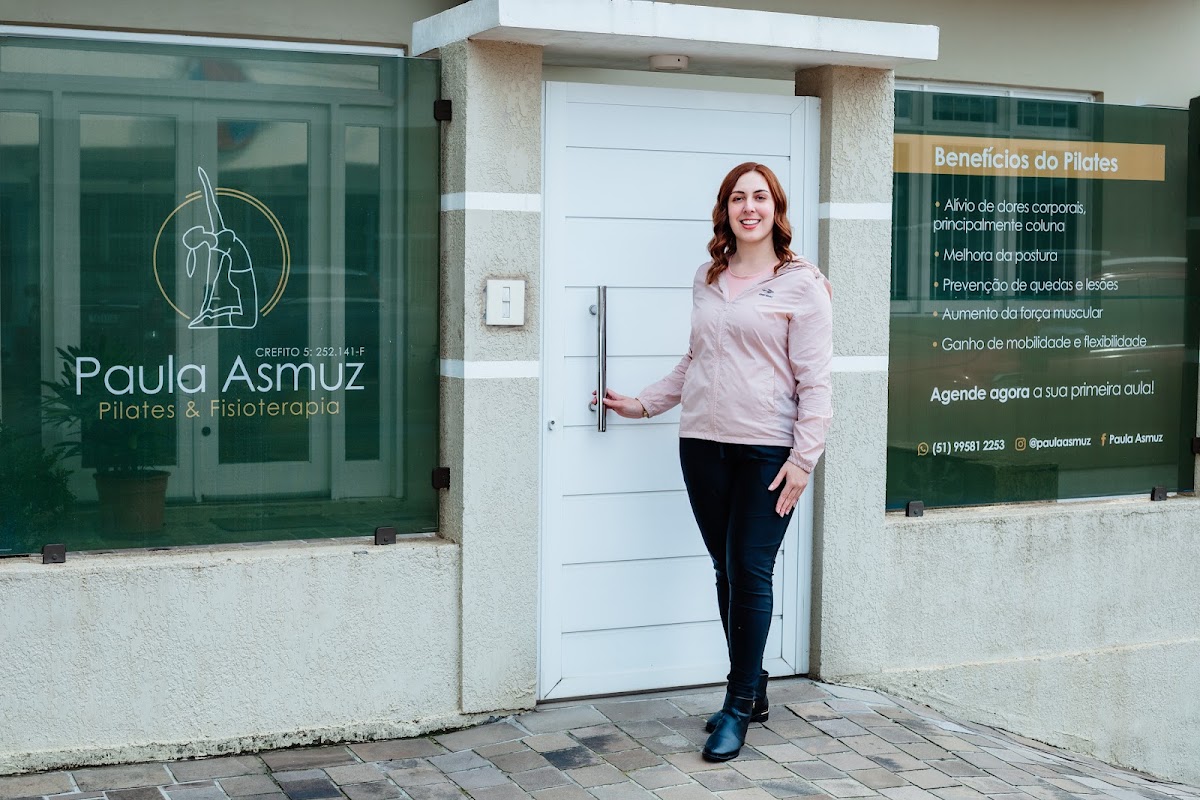 Paula Asmuz - Pilates e Fisioterapia